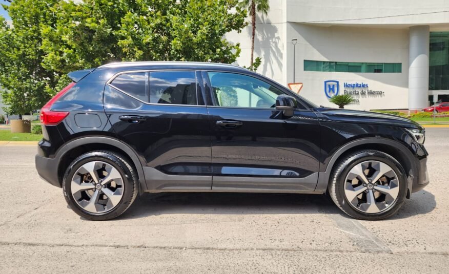 VOLVO XC 40 B4 MILD-HYBRID 2023