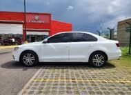 VOLKSWAGEN JETTA TIPTRONIC 2016