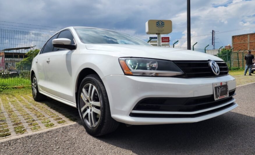 VOLKSWAGEN JETTA TIPTRONIC 2016