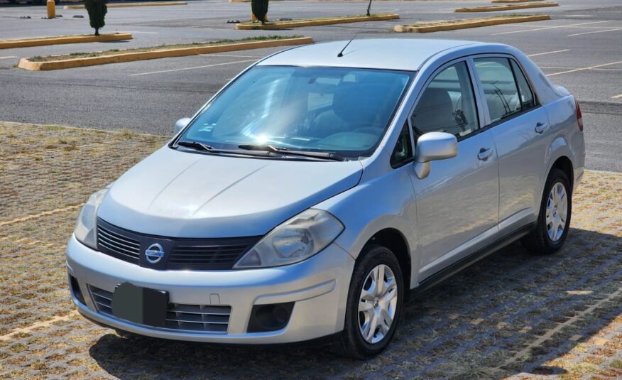 NISSAN TIIDA 2016