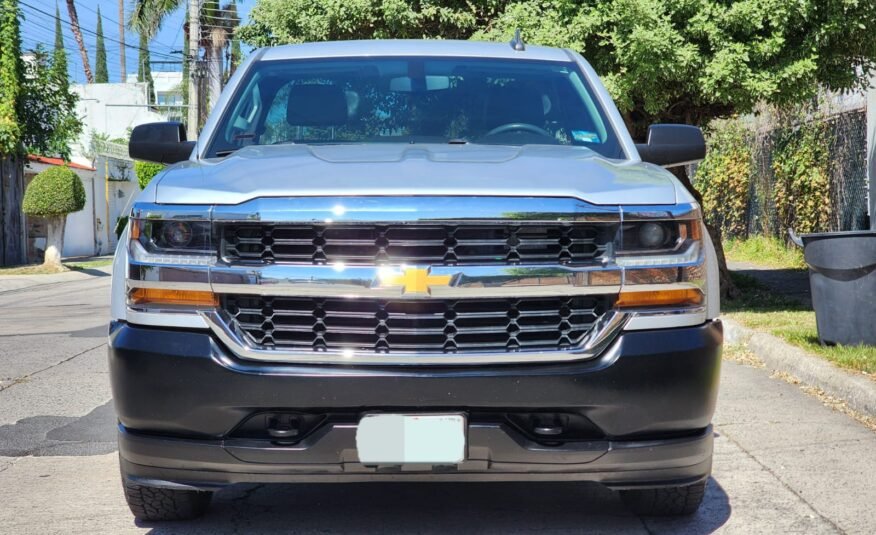 CHEVROLET SILVERADO 2500 2018